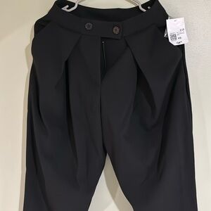 Black trousers